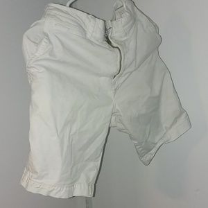 American eagle white khaki shorts